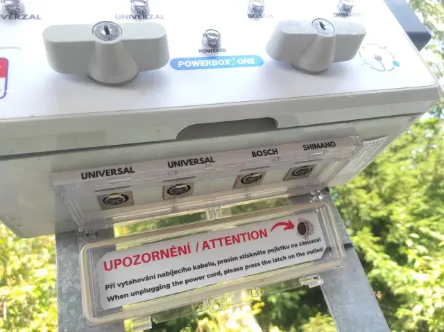 Návštěvnické centrum — nabíjecí stanice elektrokol (foto 4)