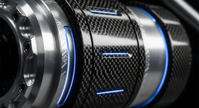 Detail moderního vysokovýkonného motoru Avinox od DJI s technologickými prvky.