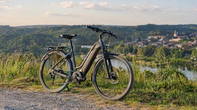 Ilustrační foto: Městské elektrokolo pro dojíždění: na čem se nevyplatí šetřit
