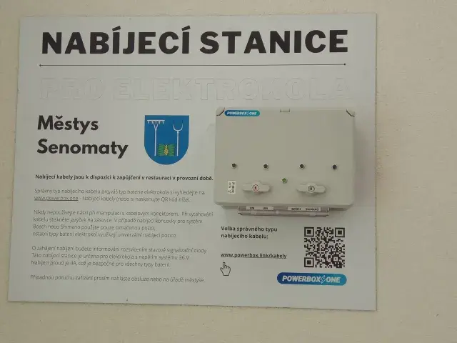 Městský úřad Senomaty — nabíjecí stanice elektrokol, Senomaty (foto 1)