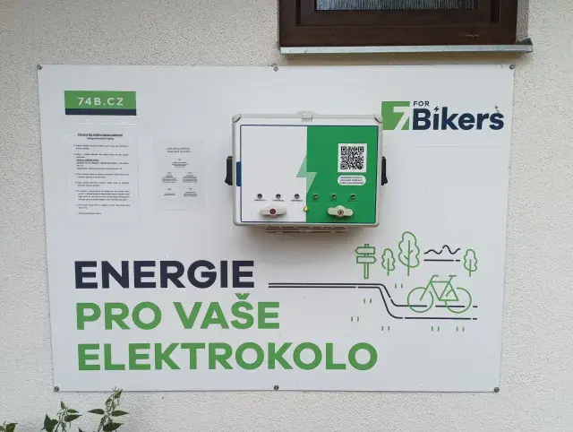 Tábořiště Prášily — nabíjecí stanice elektrokol, Prášily (foto 2)