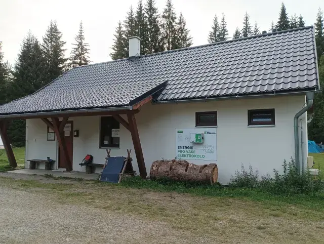 Tábořiště Prášily — nabíjecí stanice elektrokol, Prášily (foto 1)