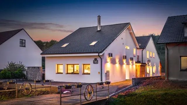 Penzion Žabinec — nabíjecí stanice elektrokol, Kurdějov (foto 4)