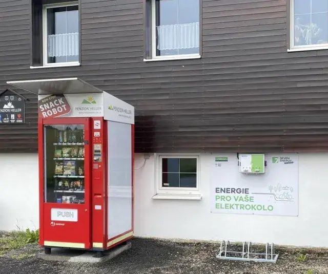 Penzion Heller — nabíjecí stanice elektrokol, Abertamy (foto 1)